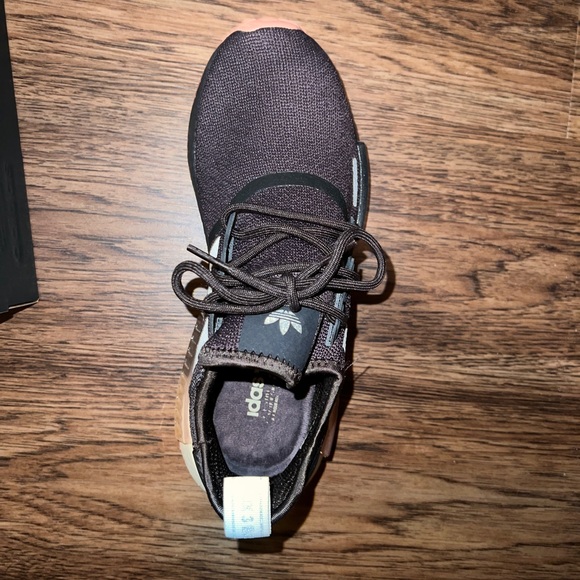 Adidas NMD R-1 - Picture 3 of 4